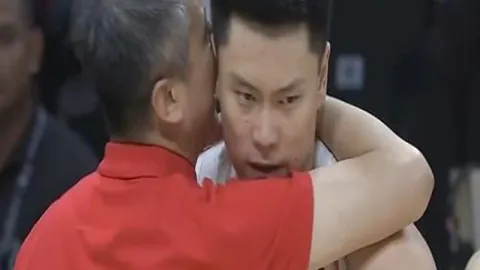 “第21分钟险象环生！古斯托精准助攻，帕尔默回归首战破门，切尔西一球险胜开启新赛季！”